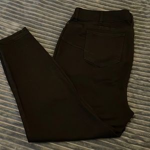 NWOT torrid bombshell skinny premium stretch jeans